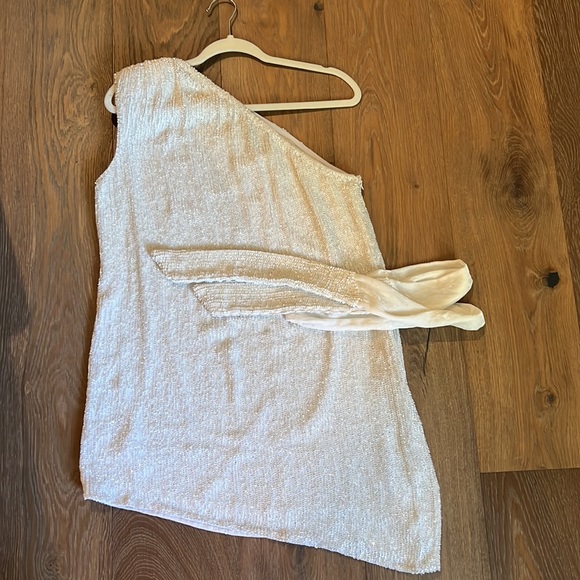 Retrofete One-Shoulder Sequin Asymmetric Minidress in Moonlight White - Picture 8 of 10